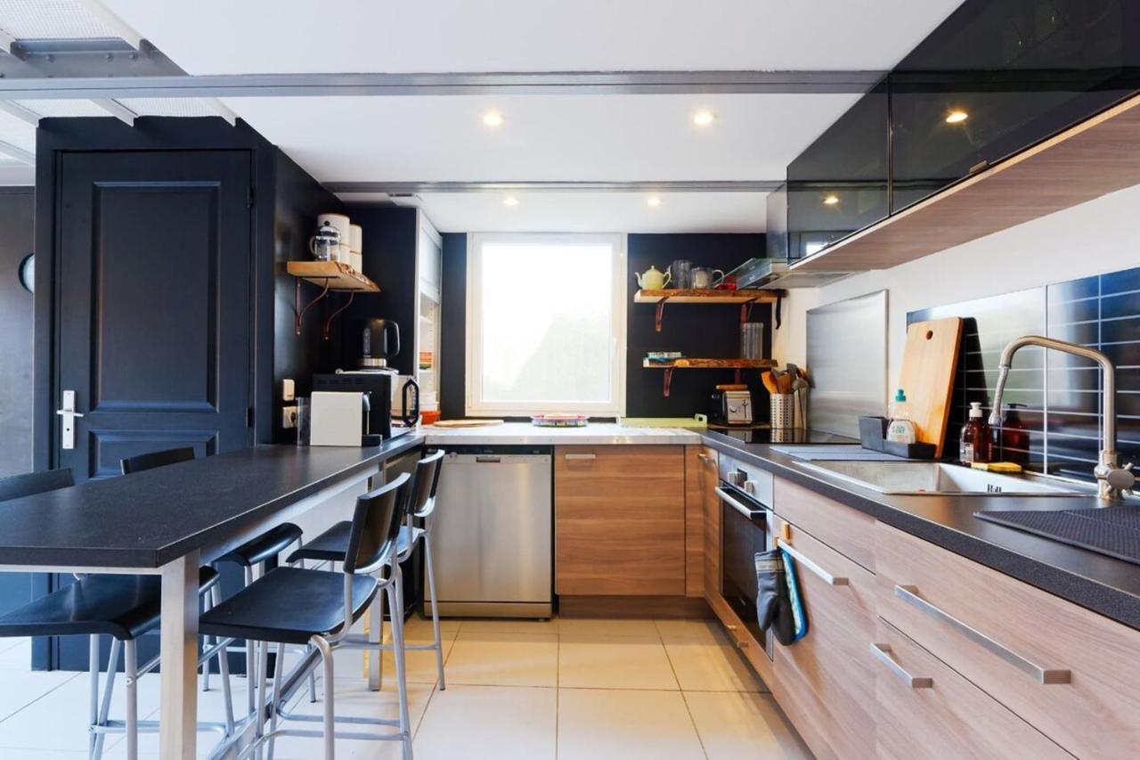 Air-Conditioned Duplex Apartment With Furnished Terrace In The City Center آيكس أومبروفينس المظهر الخارجي الصورة